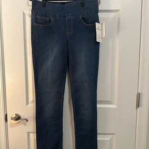 NWT Gloria Vanderbilt “Amanda” Blue Jeans